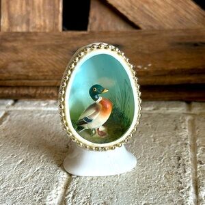 Vintage Mallard Duck Figurine in Egg Bone China,  Japan (49)